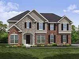 130 Colonial Dr, Loveland, OH 45140