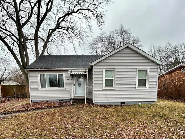 408 N Lebanon St, Mascoutah, IL 62258