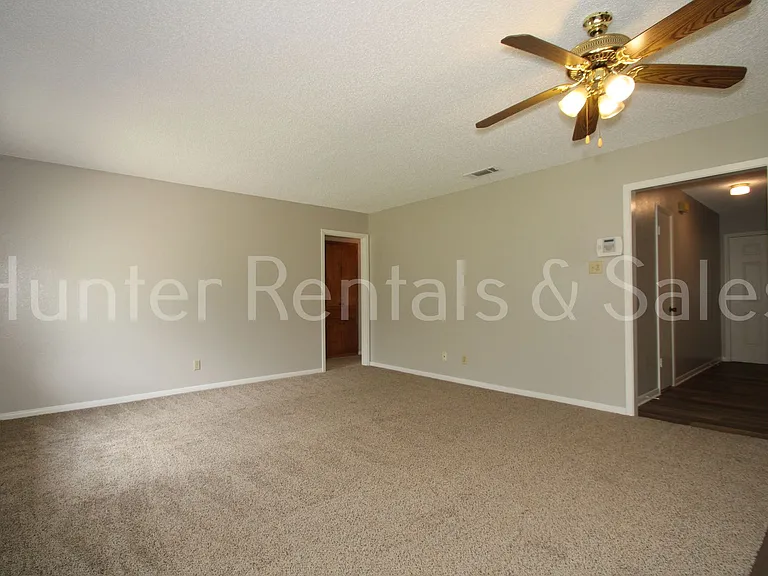 3801 Madison Dr — Photo 6