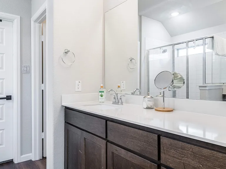 3324 Flatiron Dr — Photo 23