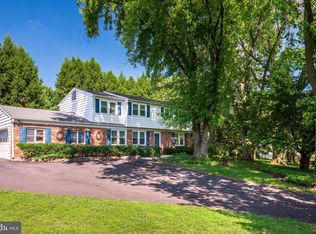 891 King Rd, Malvern, PA 19355