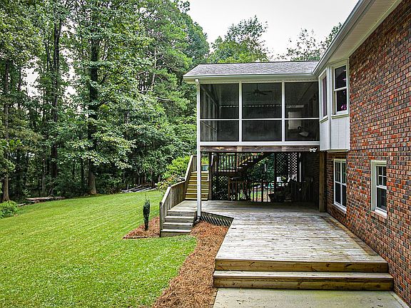Backyard/Deck/Screen Porch