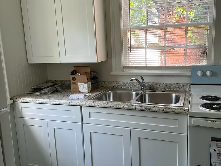222 Campsie Pl #3 — Photo 11