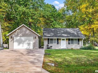 280 Maple Ridge Ct, Dahinda, IL 61428