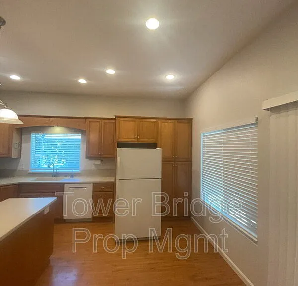 1515 Knight Ct — Photo 11