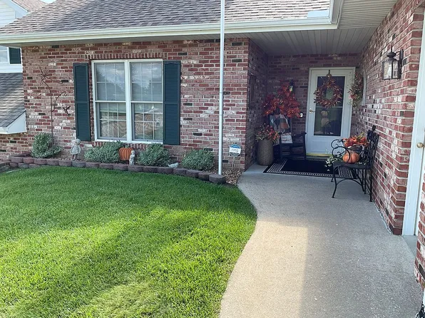 4115 Terra Bella Dr, Jefferson City, MO 65109