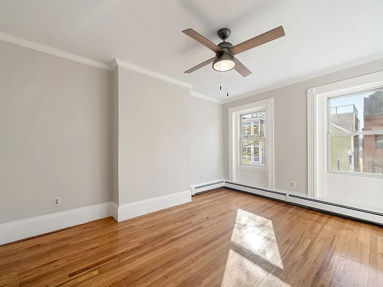 251 Bunker Hill St #2 — Photo 12