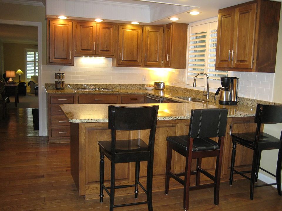 kitchen & nook