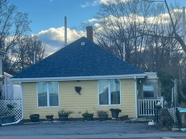 859 Quincy Shore Dr, Quincy, MA 02170