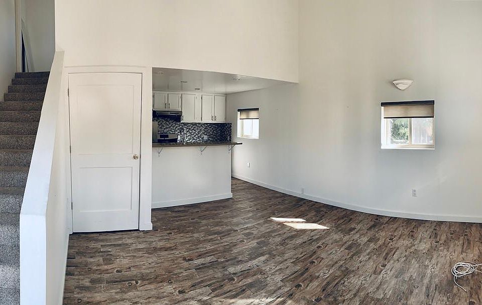 1st image of 746 California Ave #B