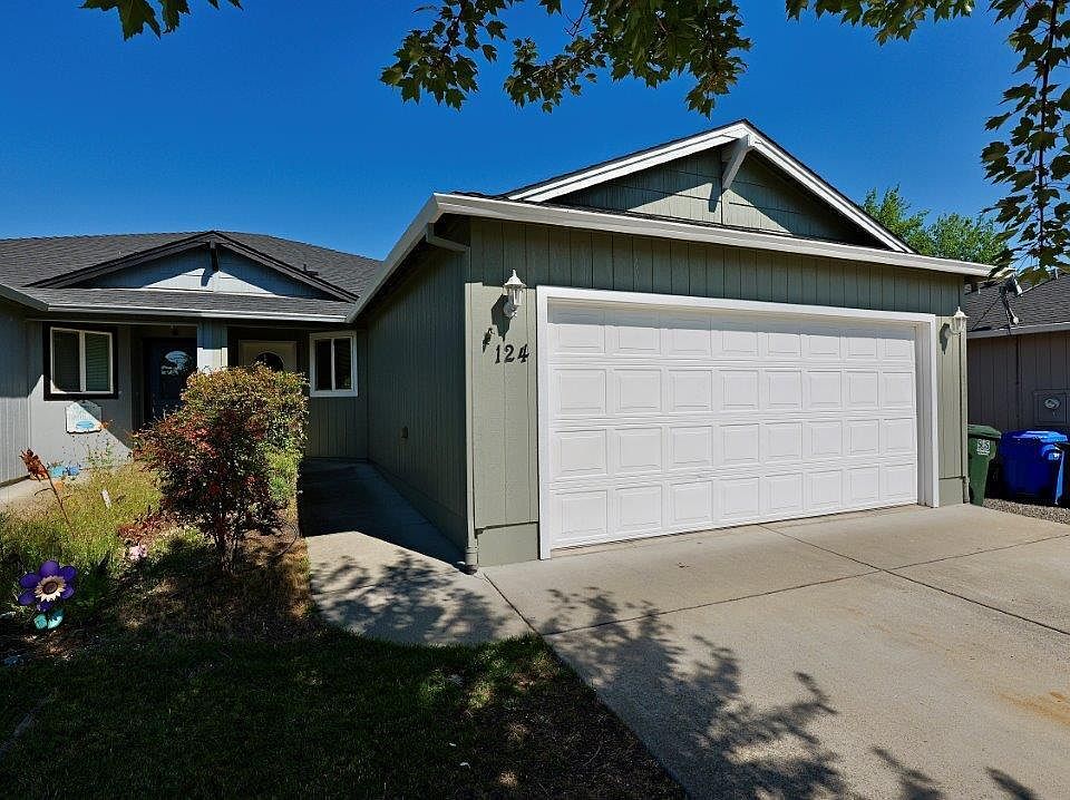 1st image of 124 Cottonwood Dr