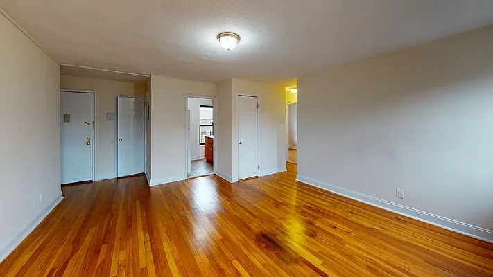 Rented by Revona Properties | media 2