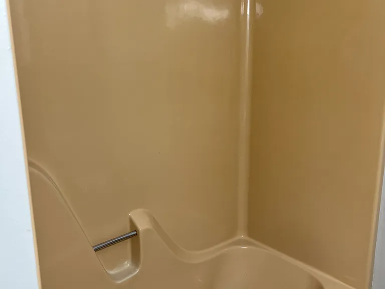 1131 Louise St — Photo 31