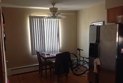 5th image of 6638 N Northwest Hwy APT 3W