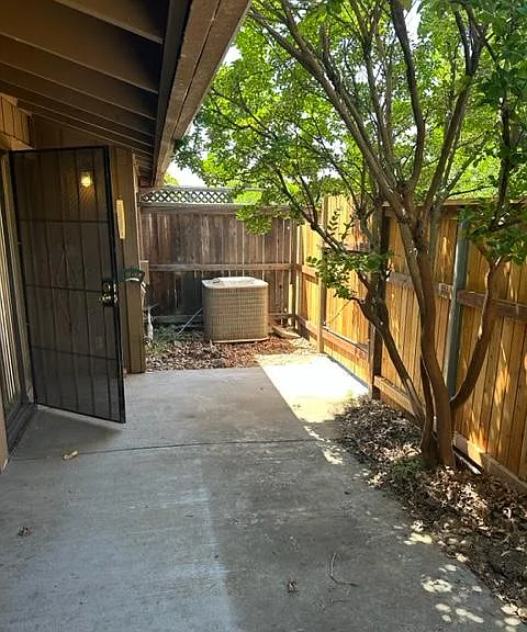 2499 American River Dr — Photo 11