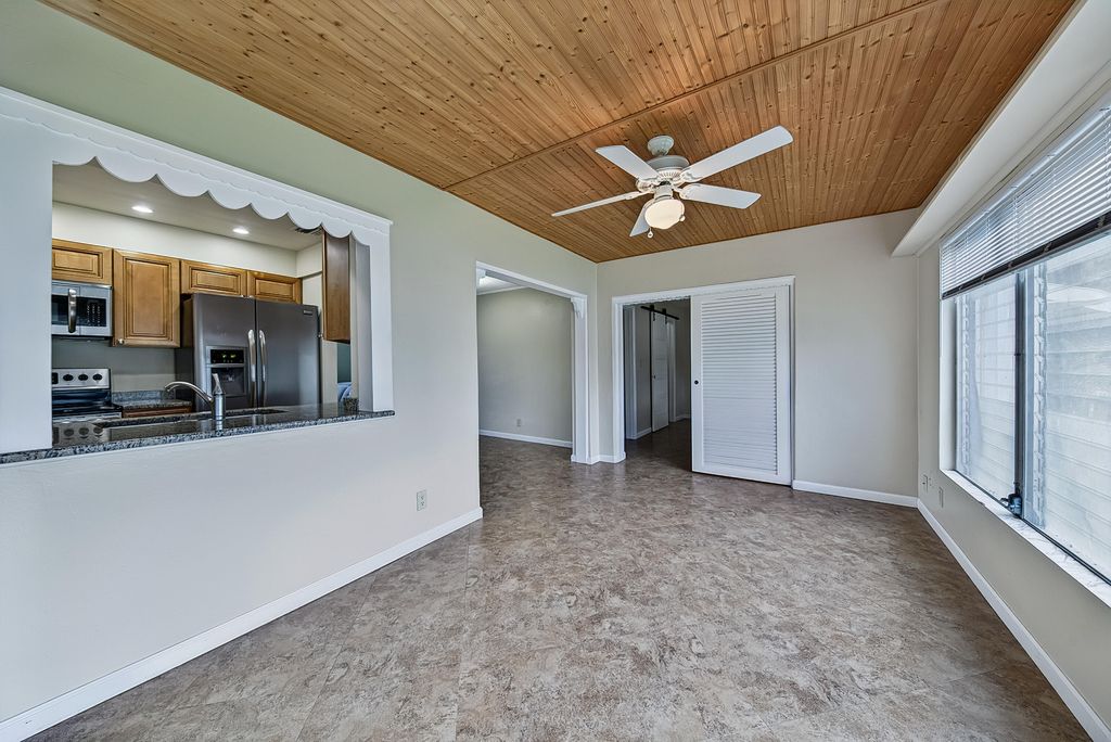2581 E Golf Boulevard, photo 9