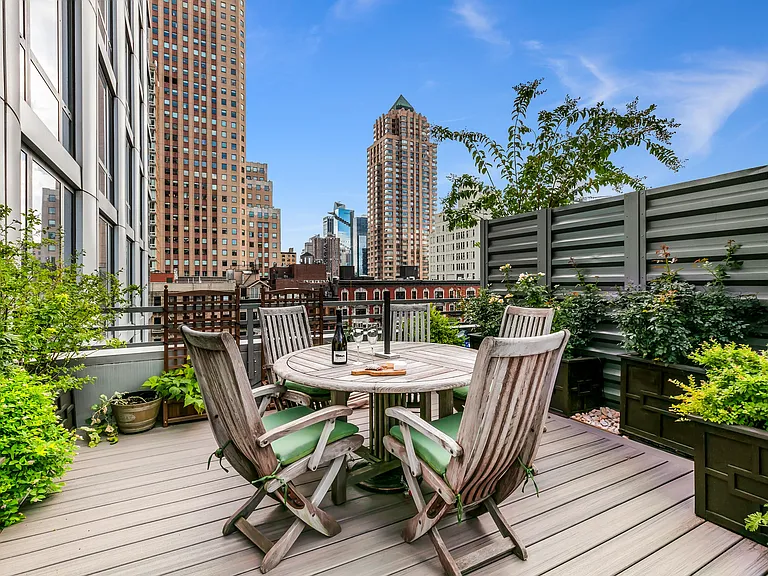 310 W 52nd St #7H — Photo 3