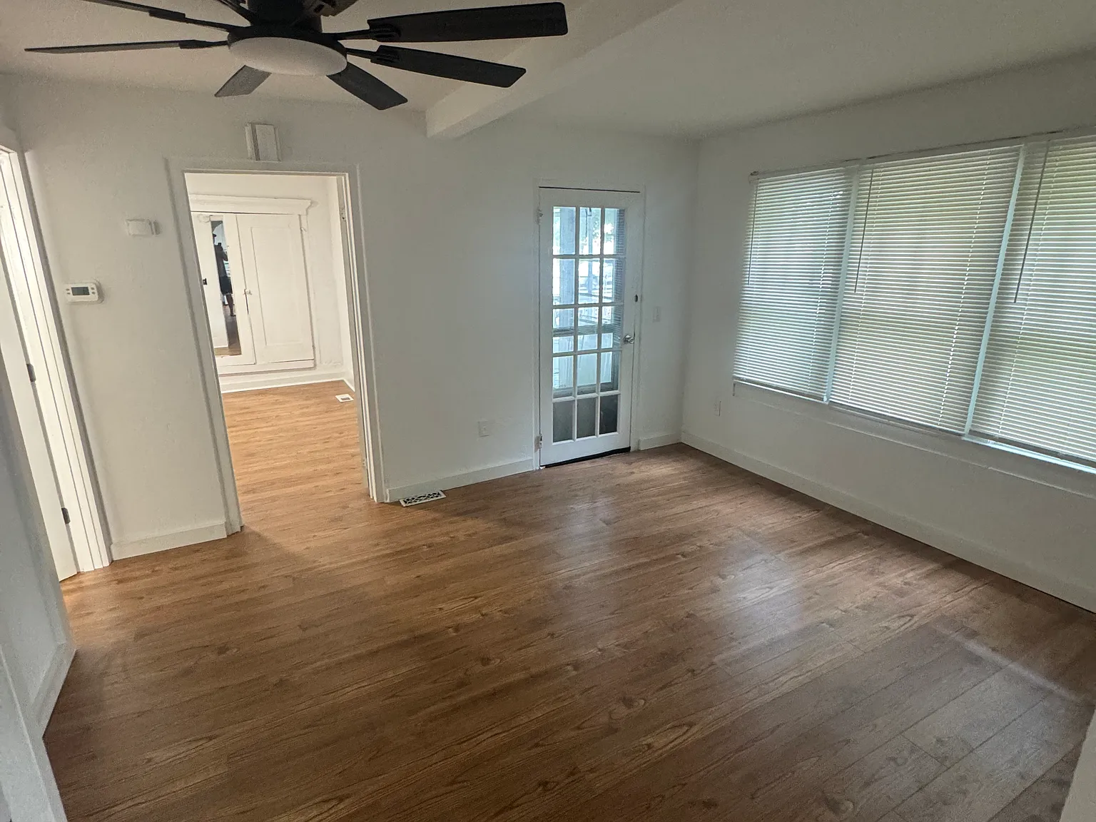 2 bed, 1002 sqft, $1,400 — Photo 4