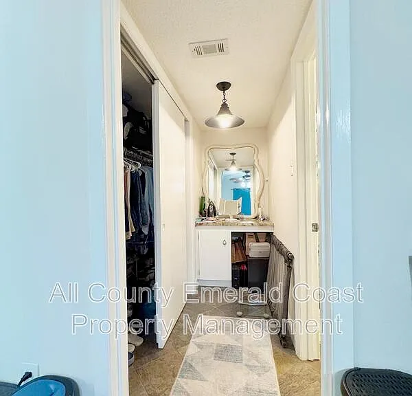 105 Country Club Dr — Photo 17