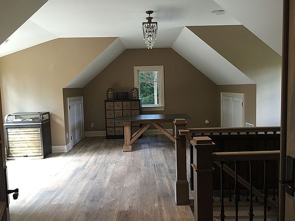 2nd Floor Office Space