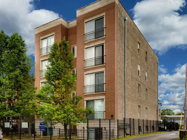 2743 W Congress Pkwy APT 2W, Chicago, IL 60612