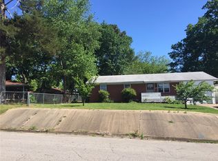 806 W College St, Ozark, AR 72949