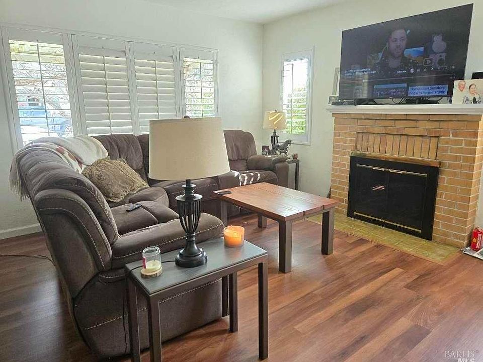 1st image of 1536 Madrona Ave