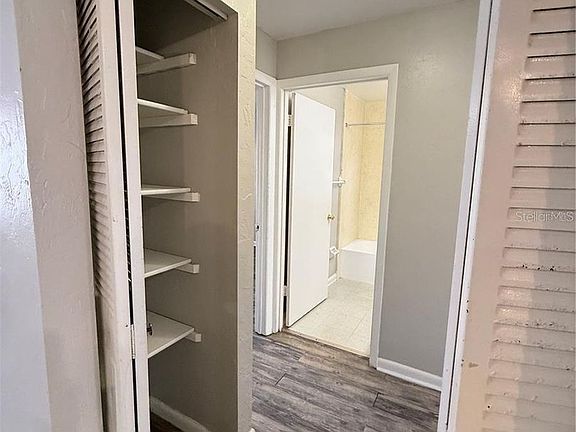 3rd image of 615 SW 11th Ln APT D