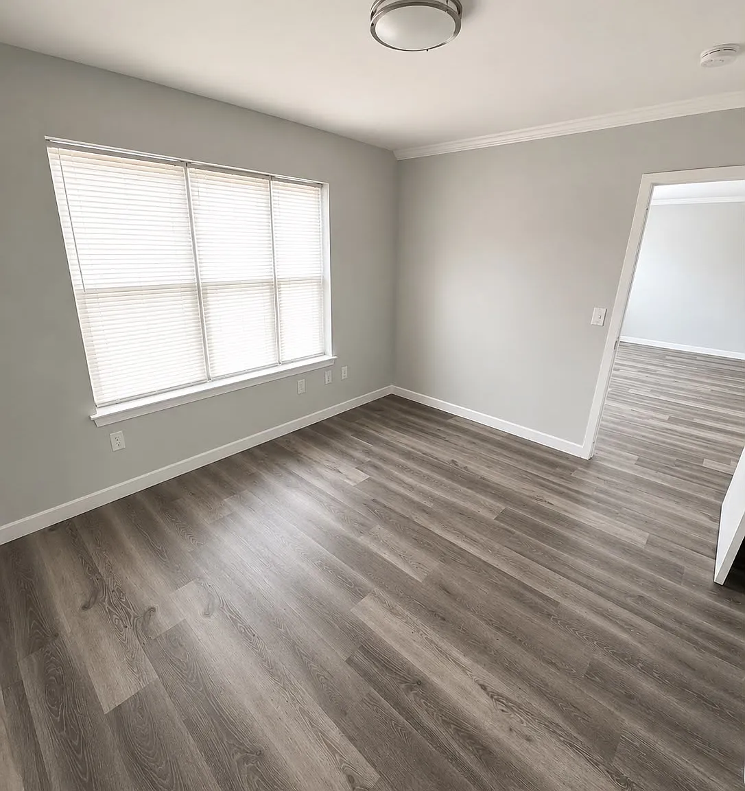 2 bed, $1,818 — Photo 2