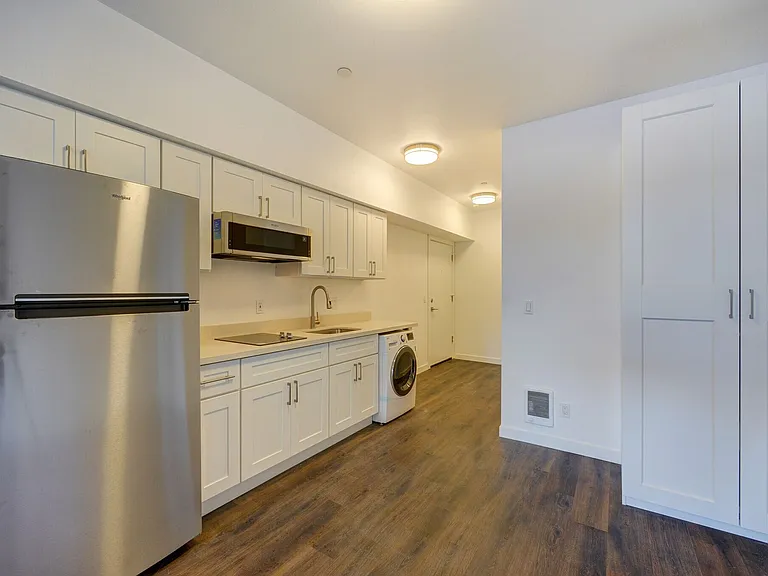 2508 N 50th St — Photo 8