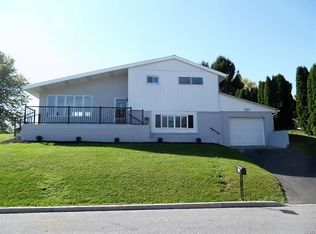 230 Ohio Ave, Whitehall, PA 18052