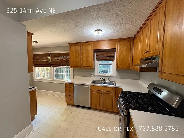 325 14th Ave NE — Photo 15