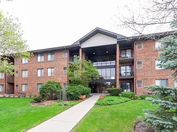 2nd image of 5703 S Cass Ave APT 309