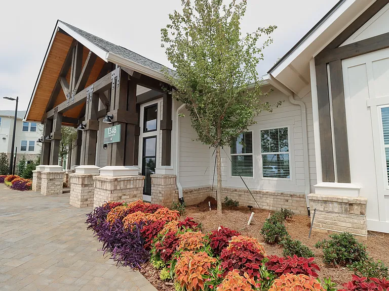 The Crest at Acworth — Photo 30