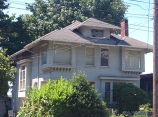 2347 10th Ave E, Seattle, WA 98102