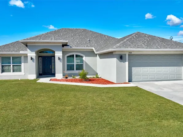 1923 Villia St, Lehigh Acres, FL 33972