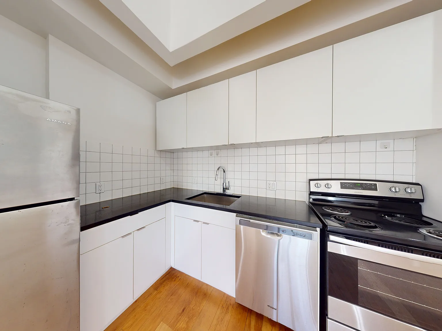 336 Himrod Street — Photo 4