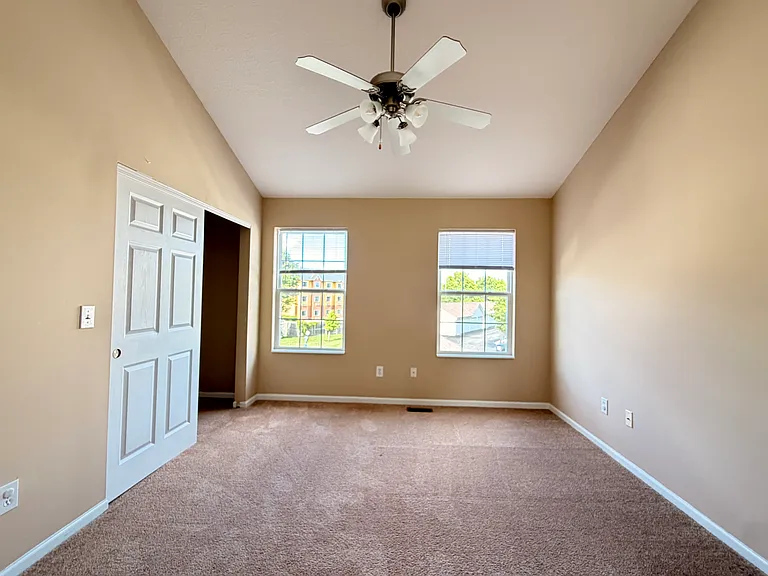 1020 Hartford Village Blvd — Photo 12