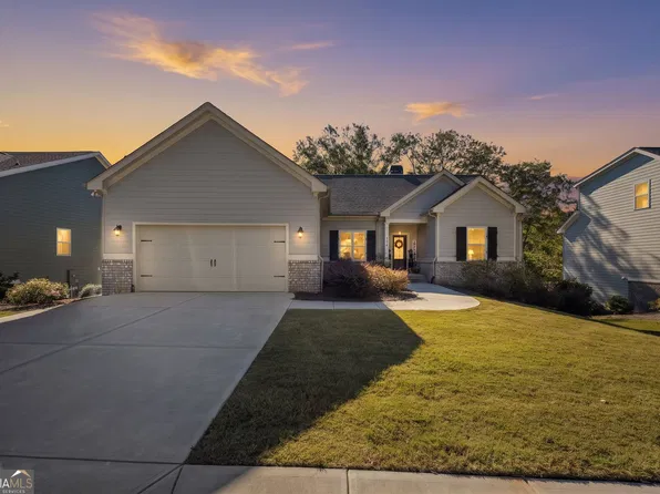 388 Sunset Dr, Statham, GA 30666