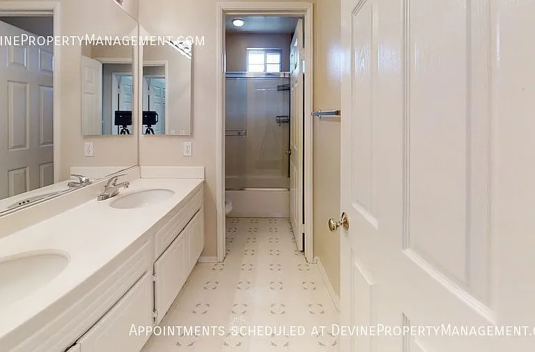 14124 Visions Dr — Photo 23