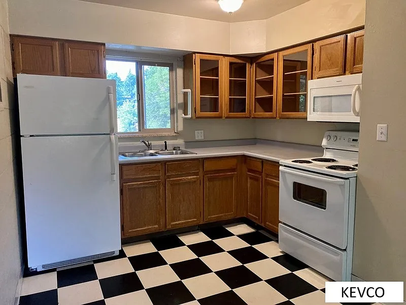 2 bed, $1,550 — Photo 4