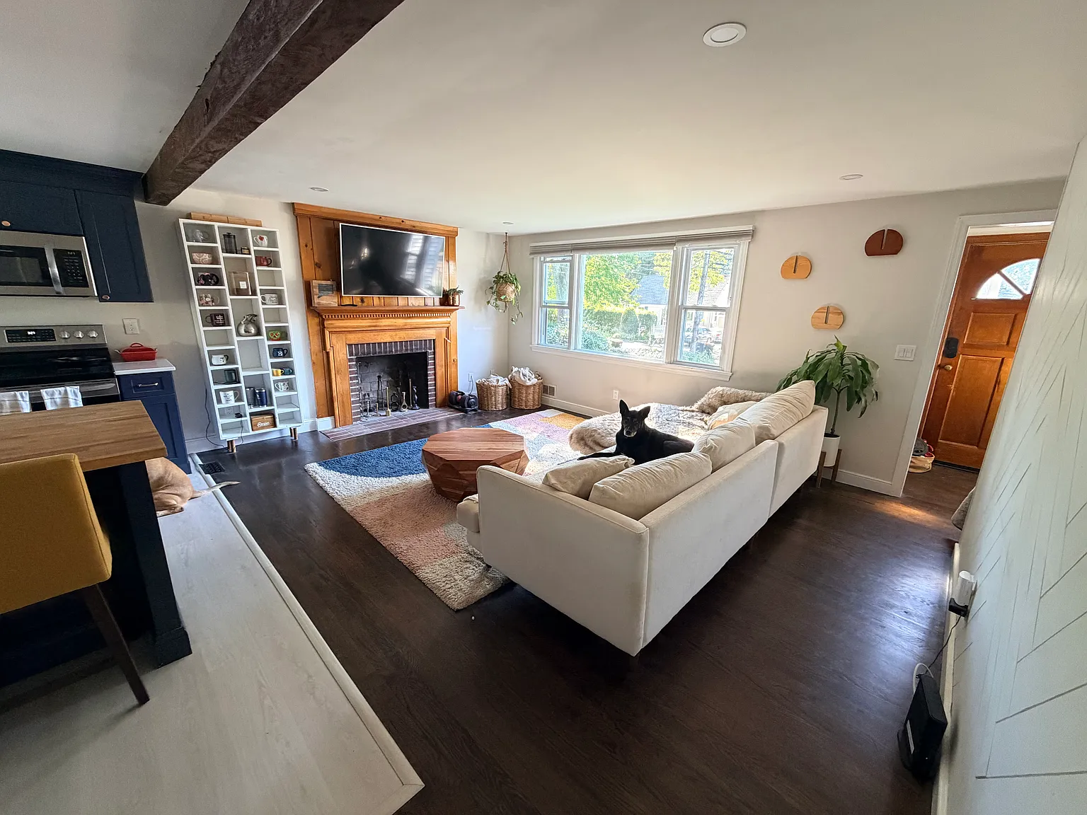 2 bed, 1132 sqft, $3,750 — Photo 4