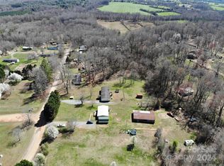 1994 Kollege Ln, Crouse, NC 28033