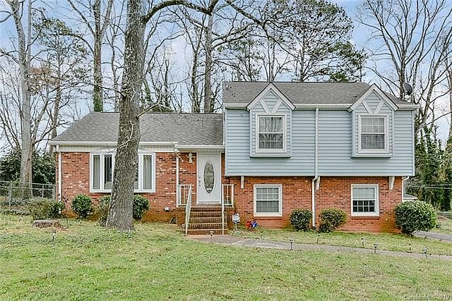1st image of 5723 Idlebrook Dr