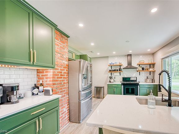 5th image of 21376 Boston Rd