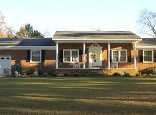 1393 Millpond Rd, Elizabeth City, NC 27909