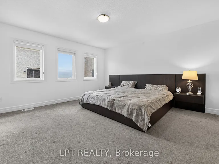 148 Hollybrook Trl S — Photo 25