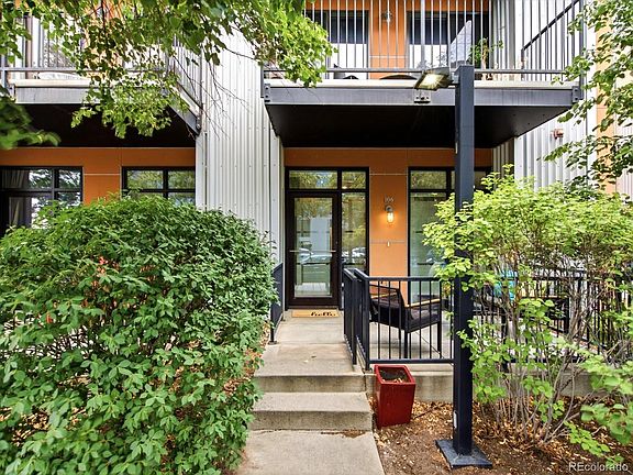 3rd image of 3149 Blake Street #106