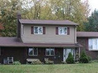 437 Willow Dr SE, Warren, OH