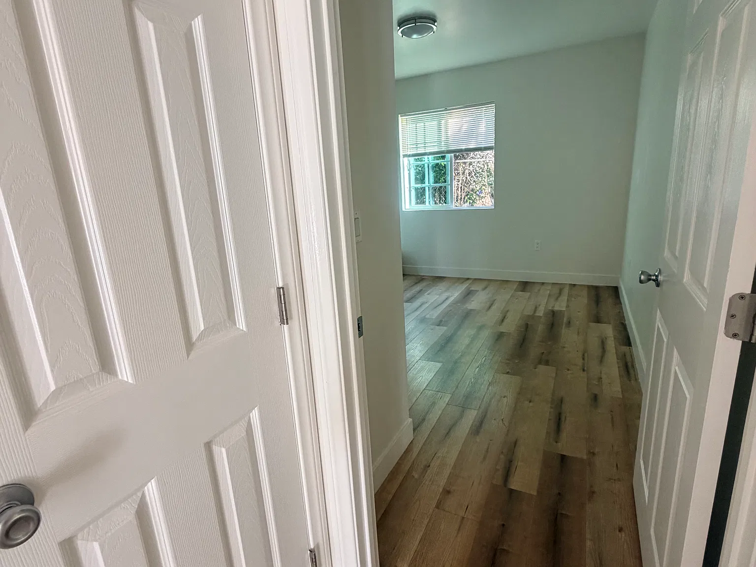 2 bed, $2,000 — Photo 2